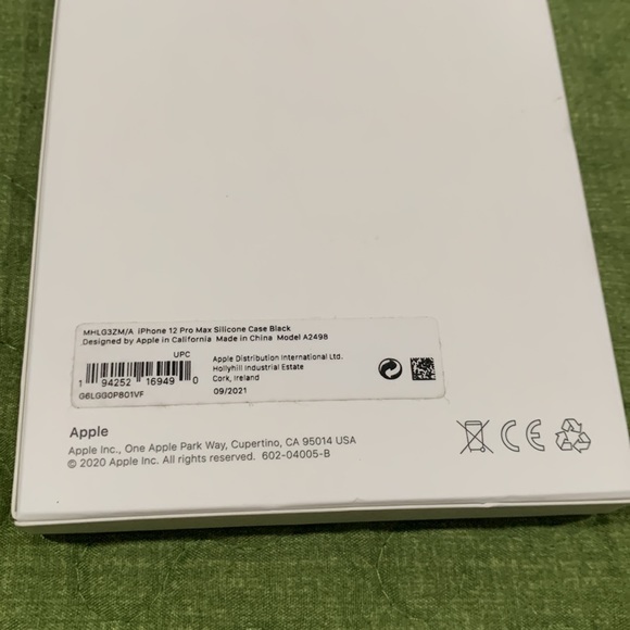 Apple IPhone 12 Pro Max silicone case - Picture 2 of 3